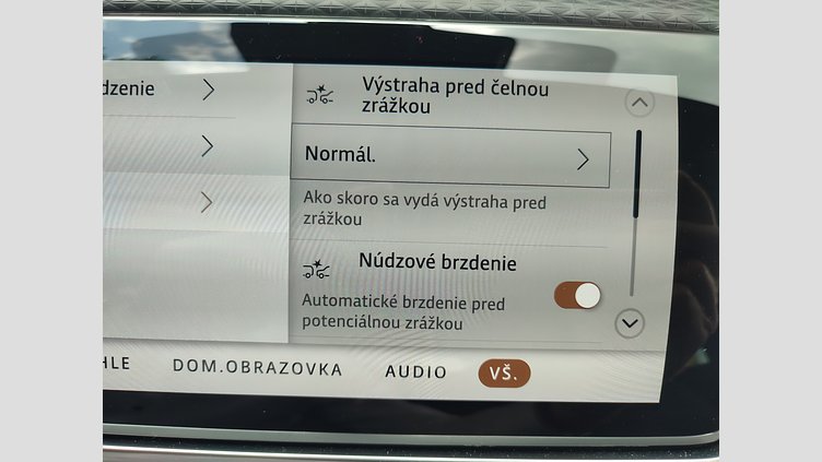 2022 JAZDENÉ VOZIDLÁ Land Rover Range Rover Velar Silicon Silver 4x4 3.0i I6 P400 MHEV R-Dynamic SE AWD A/T