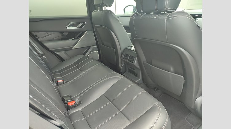 2022 JAZDENÉ VOZIDLÁ Land Rover Range Rover Velar Silicon Silver 4x4 3.0i I6 P400 MHEV R-Dynamic SE AWD A/T