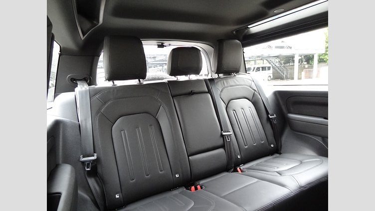 2021 認定中古車 Land Rover Defender 90 アイガーグレイ P300 AWD（AT） SE