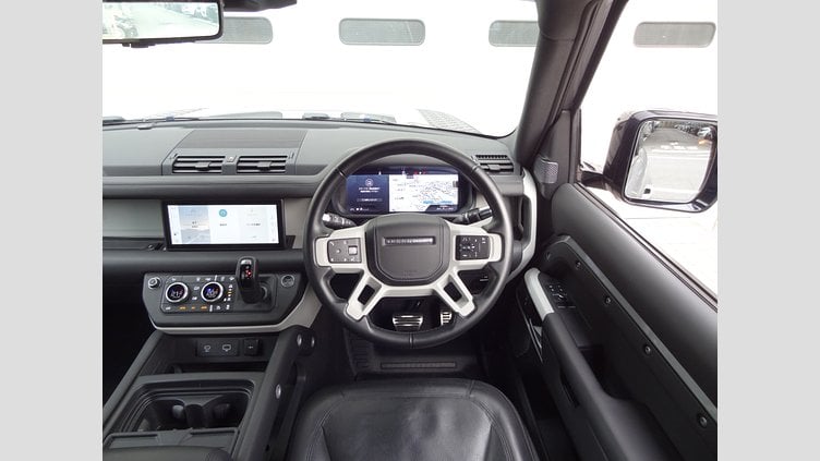 2021 認定中古車 Land Rover Defender 90 アイガーグレイ P300 AWD（AT） SE