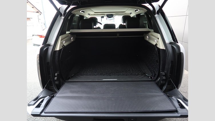 2023 認定中古車 Land Rover Range Rover フジホワイト D300 AWD MHEV（AT） スタンダードホイールベース HSE