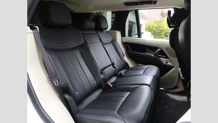 2023 認定中古車 Land Rover Range Rover フジホワイト D300 AWD MHEV（AT） スタンダードホイールベース HSE