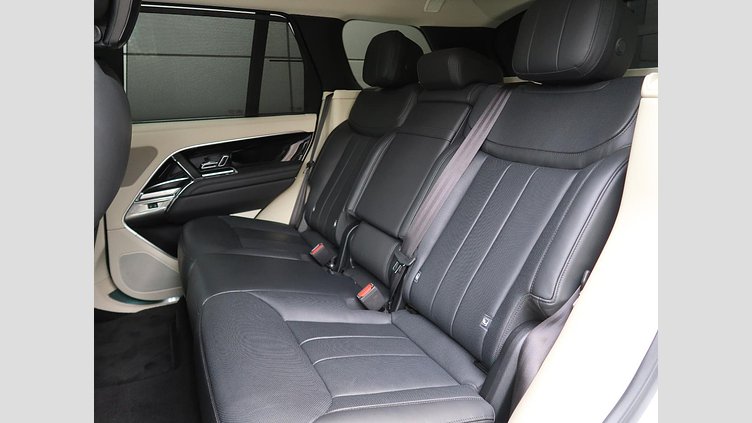 2023 認定中古車 Land Rover Range Rover フジホワイト D300 AWD MHEV（AT） スタンダードホイールベース HSE
