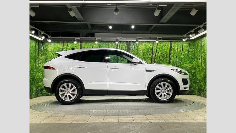 2020 認定中古車 Jaguar E-Pace フジホワイト D180 オートマチック全輪駆動 ベースグレード　１８０PS