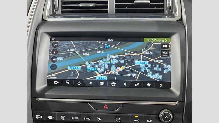 2020 認定中古車 Jaguar E-Pace フジホワイト D180 オートマチック全輪駆動 ベースグレード　１８０PS