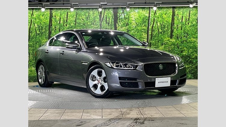 2017 認定中古車 Jaguar XE Corris Grey 2WD ピュア