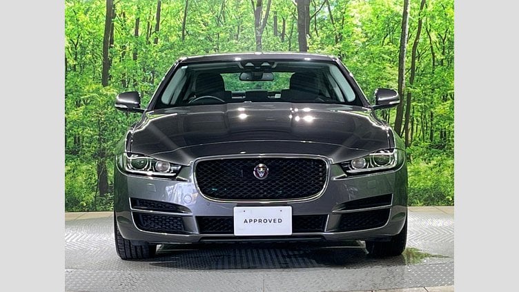 2017 認定中古車 Jaguar XE Corris Grey 2WD ピュア