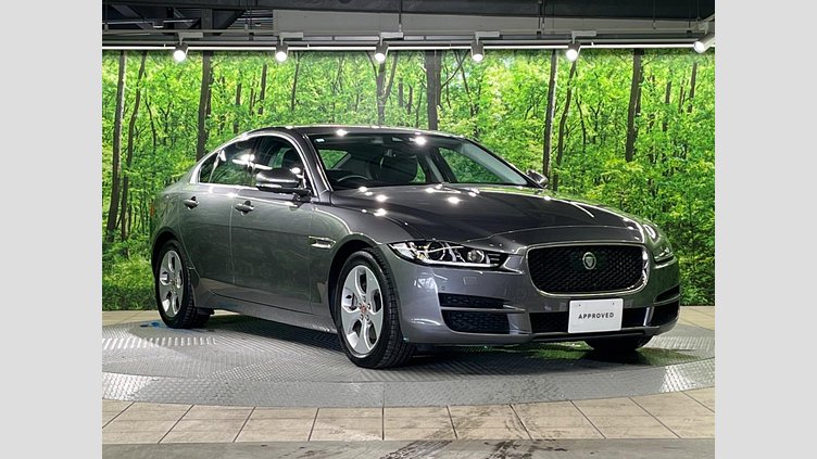 2017 認定中古車 Jaguar XE Corris Grey 2WD ピュア
