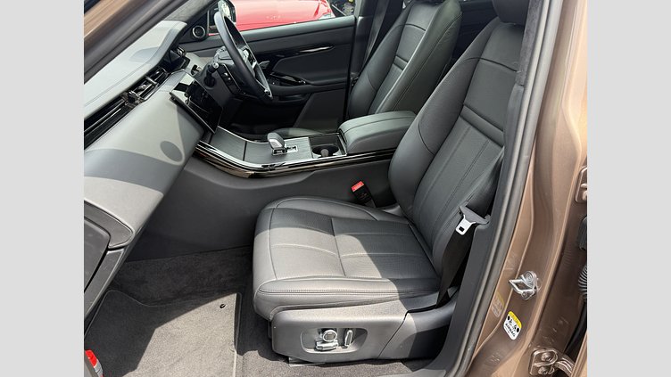 2024 認定中古車 Land Rover Range Rover Evoque コリンシアンブロンズ P250（ガソリン） スタンダードホイールベース AUTOBIOGRAPHY
