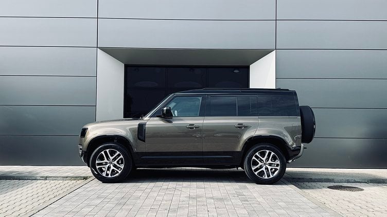 2025 SKLADOVÉ VOZIDLÁ Land Rover Defender 110 Gondwana Stone D250 X-Dynamic SE