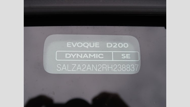 2024 認定中古車 Land Rover Range Rover Evoque アロイオスグレイ D200マイルドハイブリッド（ディーゼル） スタンダードホイールベース DYNAMIC SE