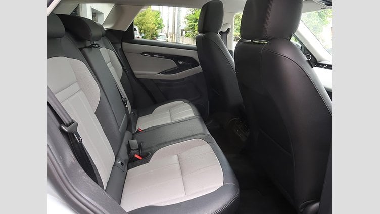 2024 認定中古車 Land Rover Range Rover Evoque アロイオスグレイ D200マイルドハイブリッド（ディーゼル） スタンダードホイールベース DYNAMIC SE