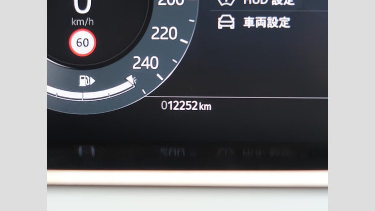 2024 認定中古車 Land Rover Range Rover Evoque アロイオスグレイ D200マイルドハイブリッド（ディーゼル） スタンダードホイールベース DYNAMIC SE