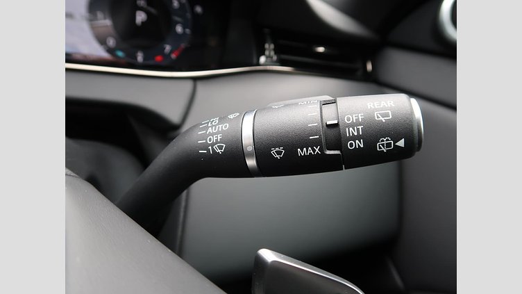 2023 認定中古車 Land Rover Range Rover Evoque トライベッカブルー P250（ガソリン） スタンダードホイールベース DYNAMIC HSE