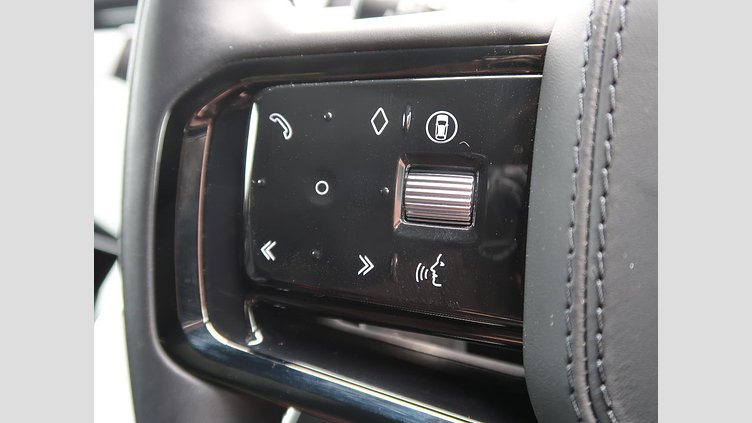 2023 認定中古車 Land Rover Range Rover Evoque トライベッカブルー P250（ガソリン） スタンダードホイールベース DYNAMIC HSE