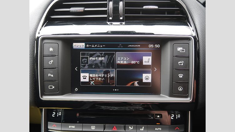 2016 認定中古車 Jaguar XE Bluefire Blue 259BHP KEI　NISHIKORI　エディション