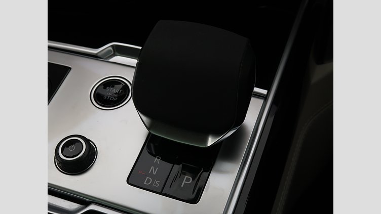 2023 認定中古車 Land Rover Range Rover オストゥーニパールホワイト P530 AWD（AT） スタンダードホイールベース HSE