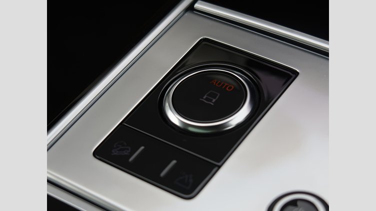 2023 認定中古車 Land Rover Range Rover オストゥーニパールホワイト P530 AWD（AT） スタンダードホイールベース HSE