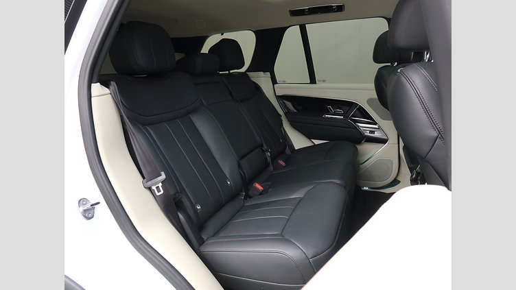 2023 認定中古車 Land Rover Range Rover オストゥーニパールホワイト P530 AWD（AT） スタンダードホイールベース HSE