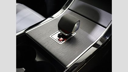 Range Rover Velar 10