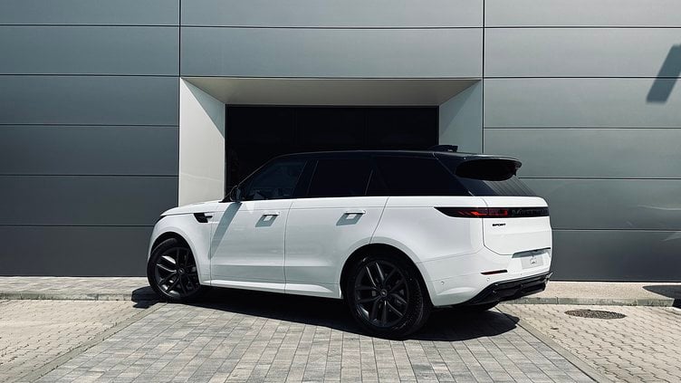 2025 SKLADOVÉ VOZIDLÁ Land Rover Range Rover Sport Fuji White D250 Dynamic SE