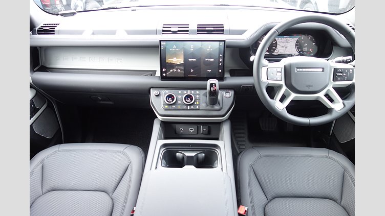 2024 認定中古車 Land Rover Defender 130 フジホワイト D300 AWD（AT） SE