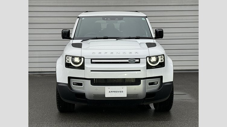 2024 認定中古車 Land Rover Defender 130 フジホワイト D300 AWD（AT） SE