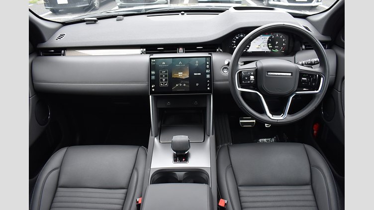2024 認定中古車 Land Rover Discovery Sport サントリーニブラック P300eプラグインハイブリッド（ガソリン） 標準ホイール DYNAMIC HSE