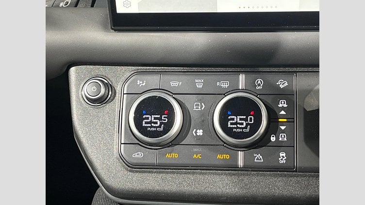 2023 認定中古車 Land Rover Defender 110 サントリーニブラック D300 AWD（AT） X-DYNAMIC HSE
