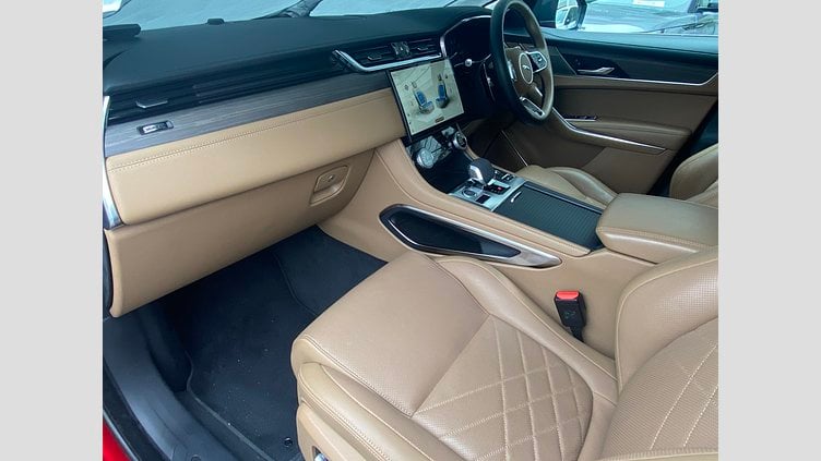 2023 認定中古車 Jaguar F-Pace フィレンツェレッド P250 AWD（オートマチック） S