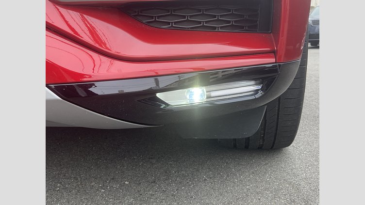 2023 認定中古車 Jaguar F-Pace フィレンツェレッド P250 AWD（オートマチック） S