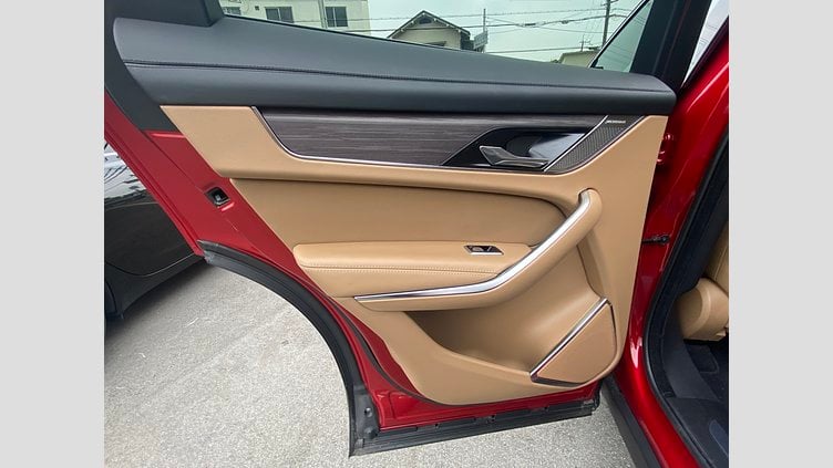 2023 認定中古車 Jaguar F-Pace フィレンツェレッド P250 AWD（オートマチック） S