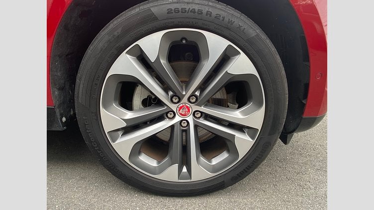 2023 認定中古車 Jaguar F-Pace フィレンツェレッド P250 AWD（オートマチック） S
