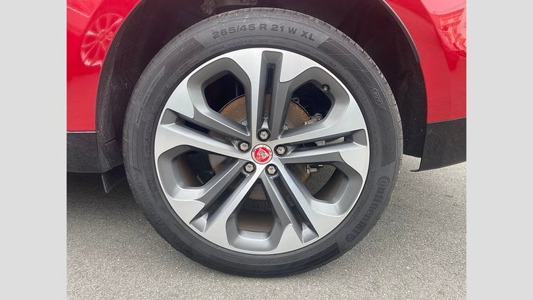 2023 認定中古車 Jaguar F-Pace フィレンツェレッド P250 AWD（オートマチック） S
