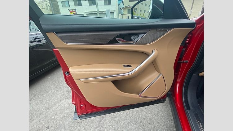 2023 認定中古車 Jaguar F-Pace フィレンツェレッド P250 AWD（オートマチック） S