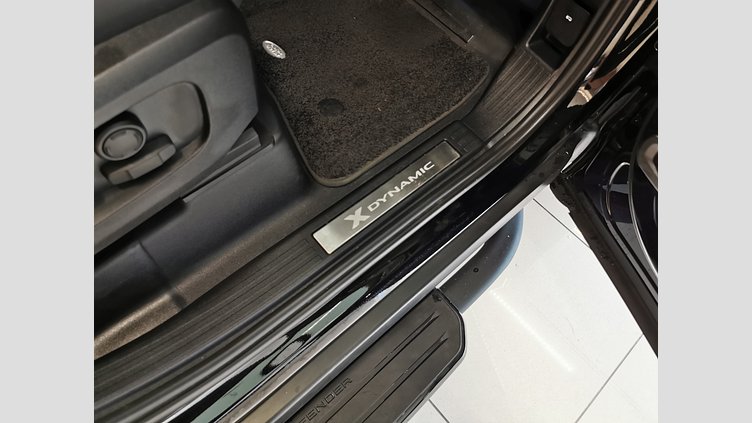 2023 認定中古車 Land Rover Defender 110 サントリーニブラック D300 AWD（AT） X-DYNAMIC SE