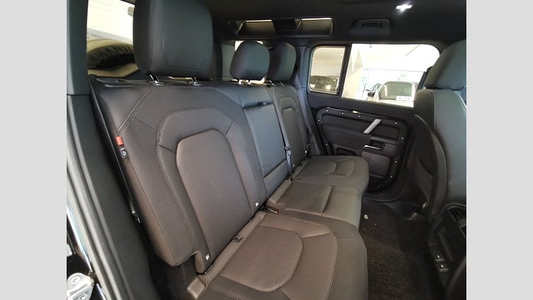 2023 認定中古車 Land Rover Defender 110 サントリーニブラック D300 AWD（AT） X-DYNAMIC SE
