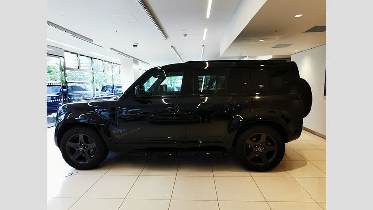 2023 認定中古車 Land Rover Defender 110 サントリーニブラック D300 AWD（AT） X-DYNAMIC SE