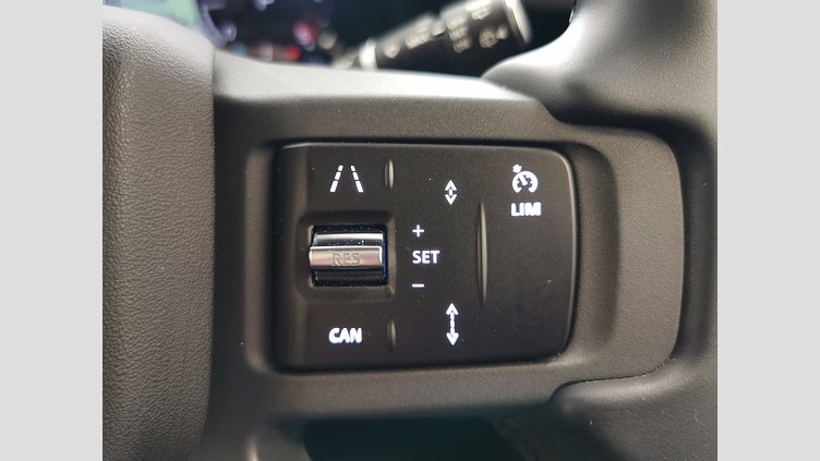 2023 認定中古車 Land Rover Defender 110 サントリーニブラック D300 AWD（AT） X-DYNAMIC SE
