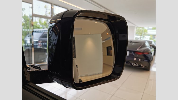 2023 認定中古車 Land Rover Defender 110 サントリーニブラック D300 AWD（AT） X-DYNAMIC SE