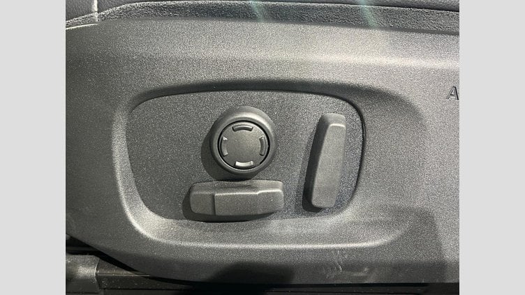 2019 認定中古車 Land Rover Range Rover Evoque Fuji White 2.0 litre i4P​ SEPlus