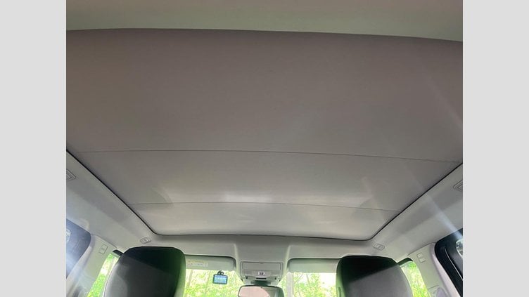 2019 認定中古車 Land Rover Range Rover Evoque Fuji White 2.0 litre i4P​ SEPlus