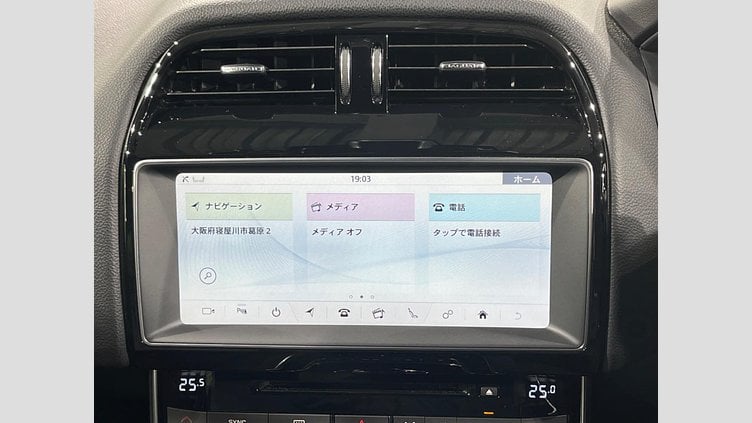 2018 認定中古車 Jaguar XE Yulong White ２WD（AT） プレステージ