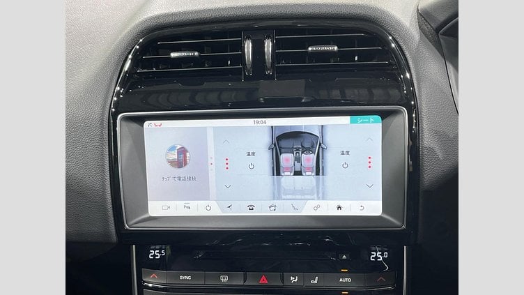2018 認定中古車 Jaguar XE Yulong White ２WD（AT） プレステージ