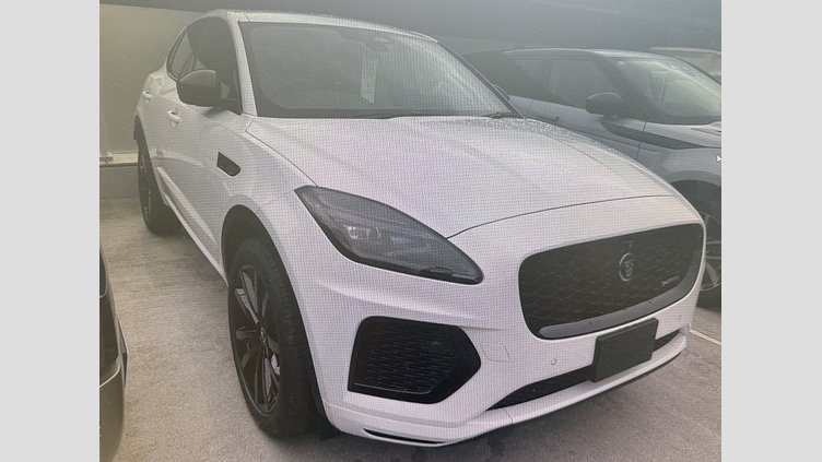 2024 認定中古車 Jaguar E-Pace オストゥーニパールホワイト D200マイルドハイブリッド（ディーゼル） R-DYNAMIC SE
