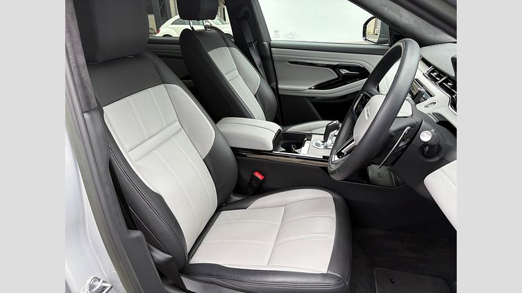 2023 認定中古車 Land Rover Range Rover Evoque ソウルパールシルバー P250 AWD（オートマチック） BRONZE EDITION