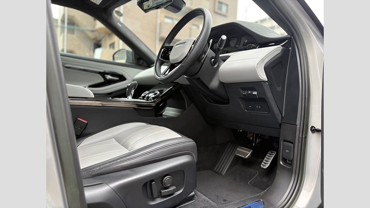 2023 認定中古車 Land Rover Range Rover Evoque ソウルパールシルバー P250 AWD（オートマチック） BRONZE EDITION