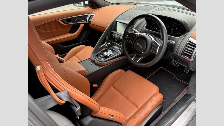 2021 認定中古車 Jaguar F-Type ユーロンホワイト P380 オートマチック 後輪駆動 F-TYPEクーペ R-DYNAMIC