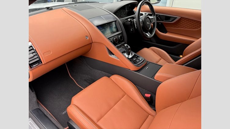 2021 認定中古車 Jaguar F-Type ユーロンホワイト P380 オートマチック 後輪駆動 F-TYPEクーペ R-DYNAMIC