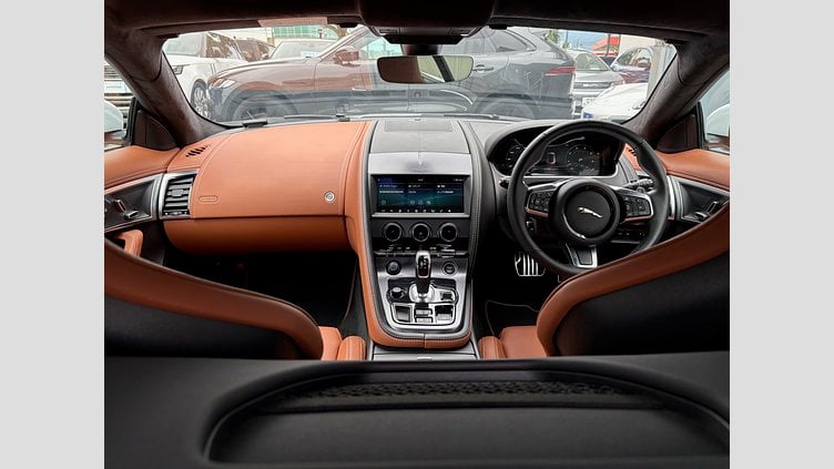 2021 認定中古車 Jaguar F-Type ユーロンホワイト P380 オートマチック 後輪駆動 F-TYPEクーペ R-DYNAMIC